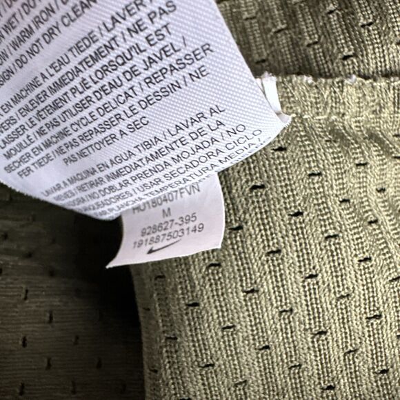 Nike NSW Mens Size Medium Army Green Logo Mesh Short Sleeve Shirt 928627-395 - Picture 11 of 12